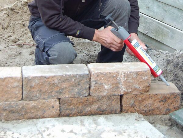 Gardenlux All Weather Stonefix 15kg emmer afbeelding  bij Reinier Looij